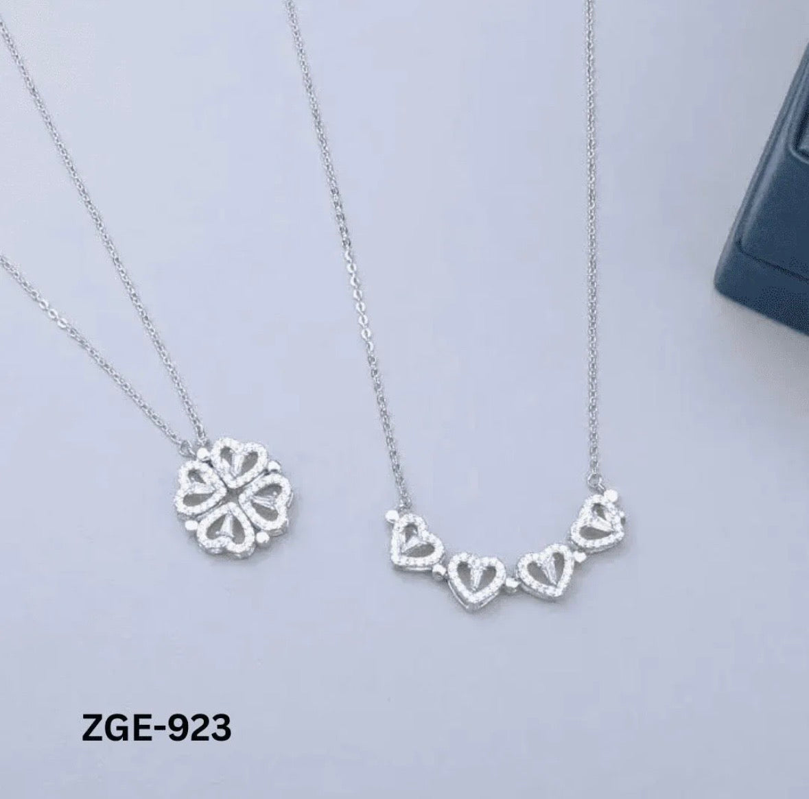 Magnetic Heart Clover Necklace Golden Silver 4
Leaf